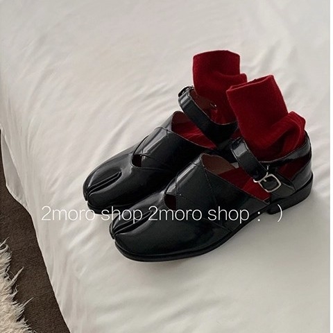 Йога чорапи с разделени пръсти, антихлъзгащи се, попиване на пот, двойна игла плетиво, 80–90% памук