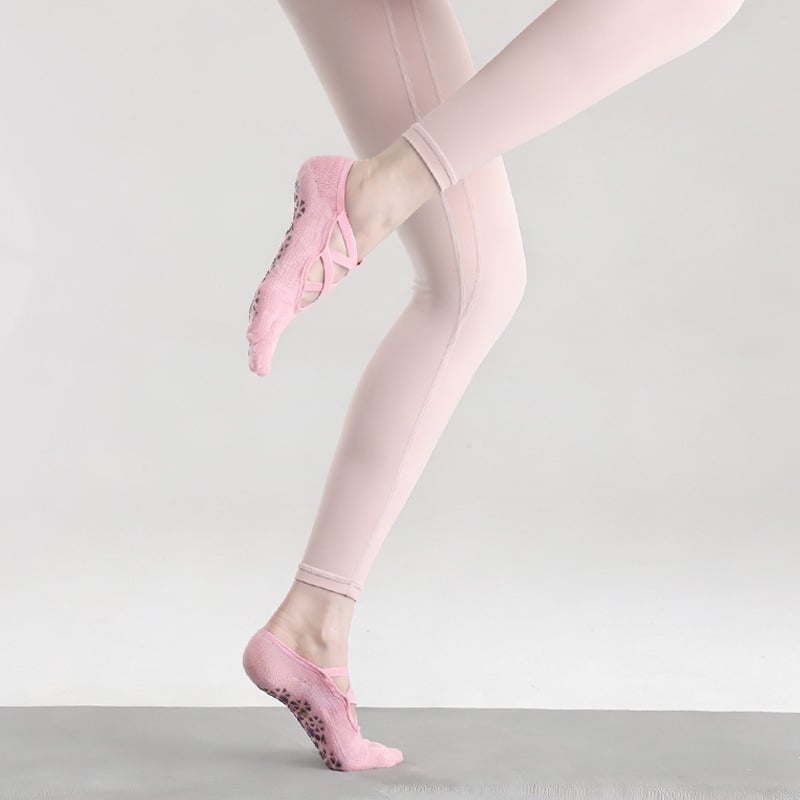 Петопръстни чорапи за йога, антихлъзгаща повърхност, разделяне на пръстите, дишащ памук, абсорбиращи потта, полка-точков 3D модел