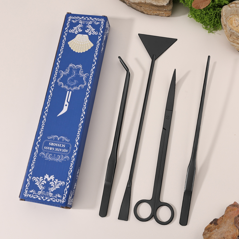 Öt részes rozsdamentes acél akvárium eszköz készlet: növényolló, erős szorító, sík homokkaparó és algakaparó — modell 00-263