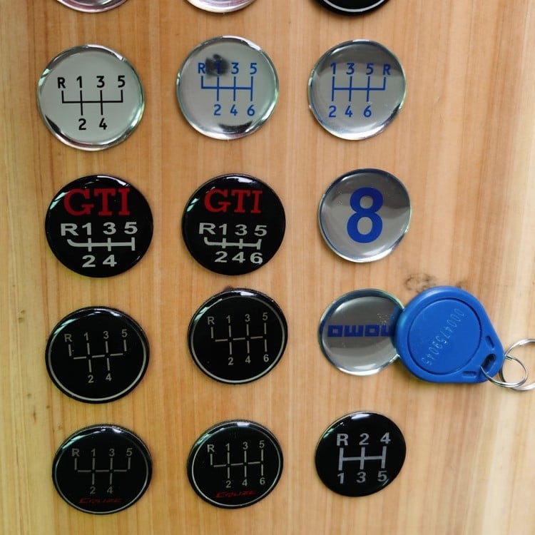 Naljepnica za glavu mjenjača s valovitim uzorkom, za 5. i 6. brzinu, Iveco R24 ručni mjenjač