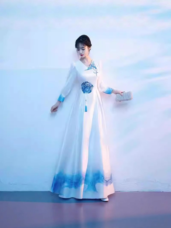 Haljina za zborske nastupe, duga suknja, kineski stil, literarno retro (Jesen 2025 izdanje; poliester tkanina; sadržaj glavne tkanine 70–80%; vez)