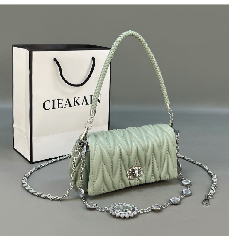 Дамска чанта от полиестер, квадратна форма, хоризонтален стил, закопчаване с щракване, вътрешен джоб с цип