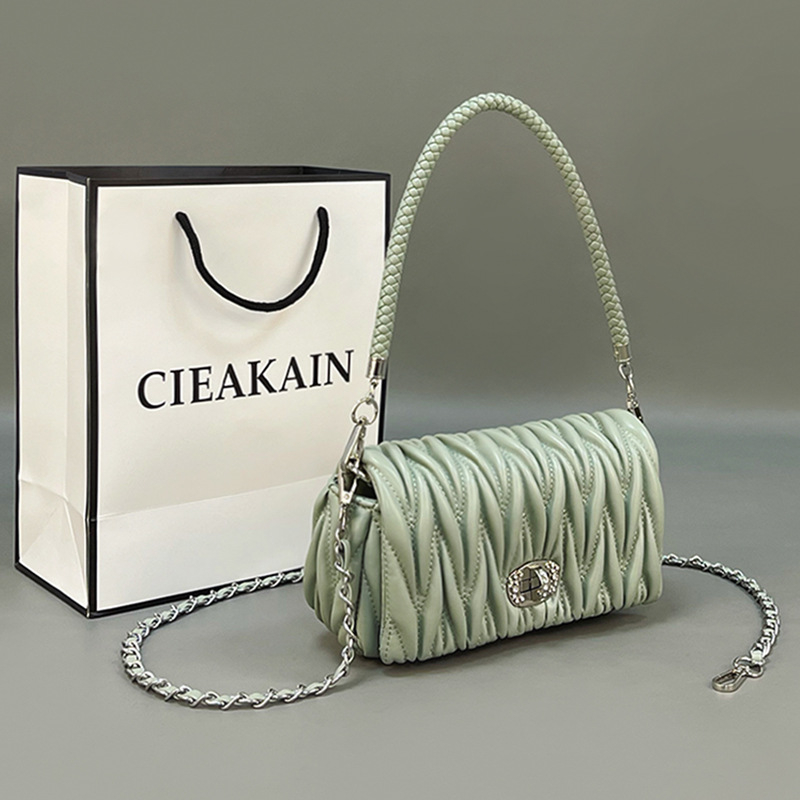 Дамска чанта от полиестер, квадратна форма, хоризонтален стил, закопчаване с щракване, вътрешен джоб с цип