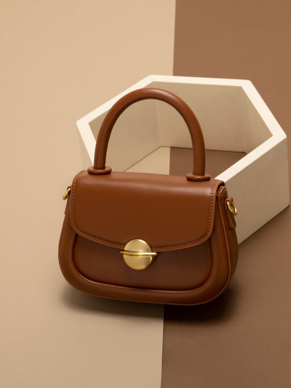 PU ženska torbica preko ramena s poklopcem, horizontalni kvadratni oblik, gradski minimalistički stil, unutarnji džep sa zatvaračem