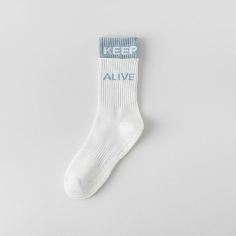 Йога чорапи за жени, средно високи, дишащи памучни чорапи за фитнес, антиплъзгаща силиконова лента, против миризма и триене за вътрешни тренировки