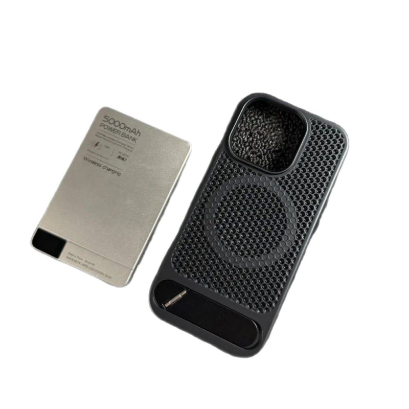 Maska za iPhone 11/12/13/14 od mat PC materijala, odvodi toplinu, otporna na padove, ugrađeni držač, magnetsko pričvršćivanje