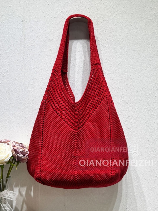 Torba za rameno od poliesterskog pletenog materijala s prozračnim dizajnom, vertikalni kvadratni oblik, otvoreni gornji dio, pretinac za telefon