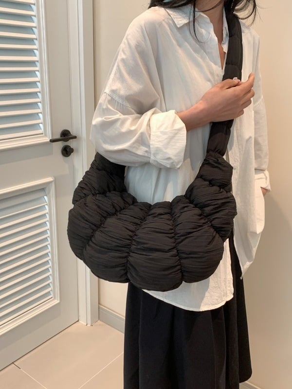 Crossbody torbica u obliku dumplinga s plisiranim dizajnom - poliester, zatvarač, unutarnji džep s zatvaračem, akrilna podstava, jednostavna naramenica, za svakodnevnu upotrebu