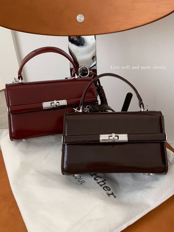 Ženska torba u korejskom stilu, nišni dizajn, kvadratna crossbody torba, PU koža, zaključavanje, poliester podstava, jedan remen, Zima 2025