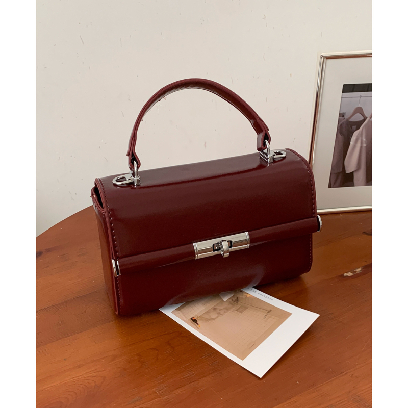 Ženska torba u korejskom stilu, nišni dizajn, kvadratna crossbody torba, PU koža, zaključavanje, poliester podstava, jedan remen, Zima 2025