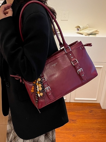 PU torbica za podlakticu, gradski minimalistički stil, horizontalni kvadratni oblik, zatvaranje zipom, velika kapaciteta