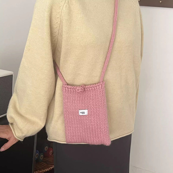 Pamukova pletene torbica za telefon, vertikalno kvadratnog oblika, crossbody s vezicom, mekano pletenje, svjež i sladak stil
