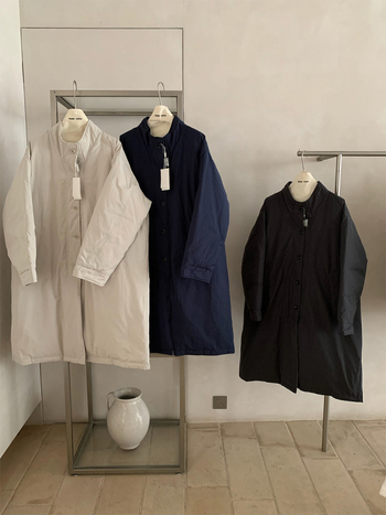 Пухено яке (реверсивно), в корейски стил, със стойка яка, полиестерна тъкан, пълнеж от патешко пух, дълго