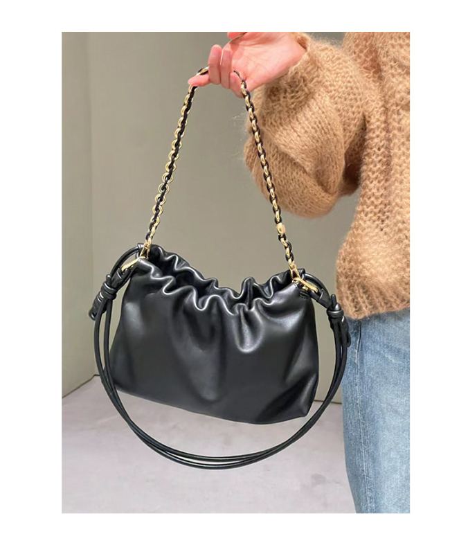 Ženska crossbody torba u stilu oblaka, bucket oblik od prave kože, zatvaranje šnuralom, dvije sloje kože, unutarnji džep za mobitel