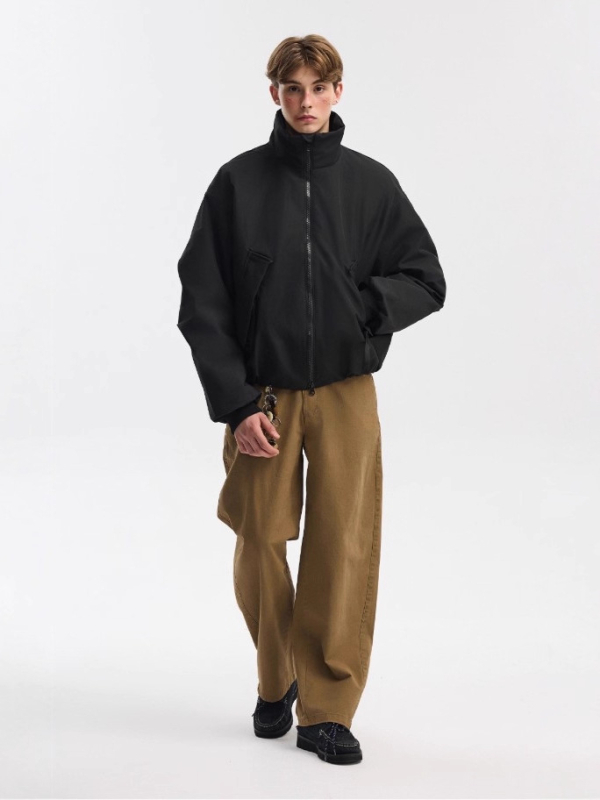 Jakna s perjem od patke, slim-fit, stojeći ovratnik, punilo 101–200 g, sadržaj perja 86–90%, materijal poliester, debela konstrukcija, street hipster stil