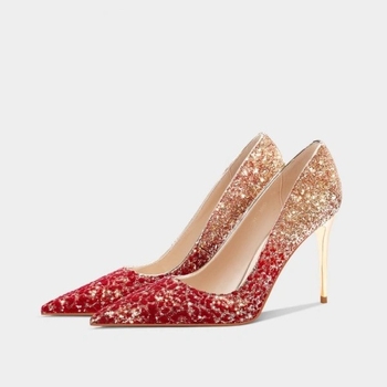 Pantofi de mireasă cu cristale, vârf ascuțit, tocuri 6–8 cm, talpă din cauciuc