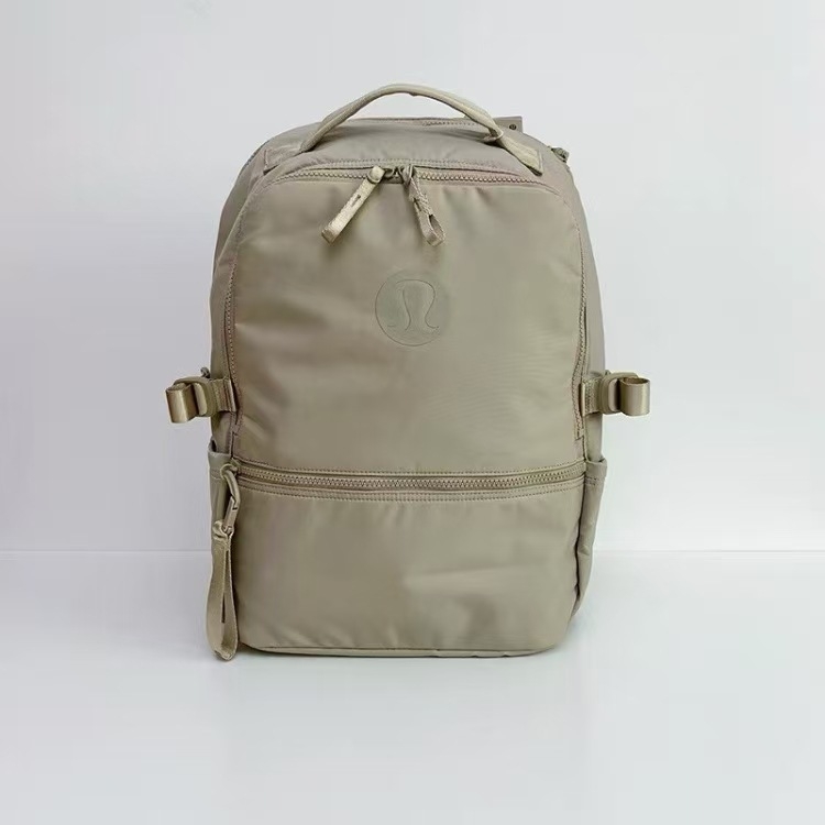 Unisex nylon ruksak za putovanja s pretincem za 10-inčni laptop, vodootporan, kapacitet ispod 20 L