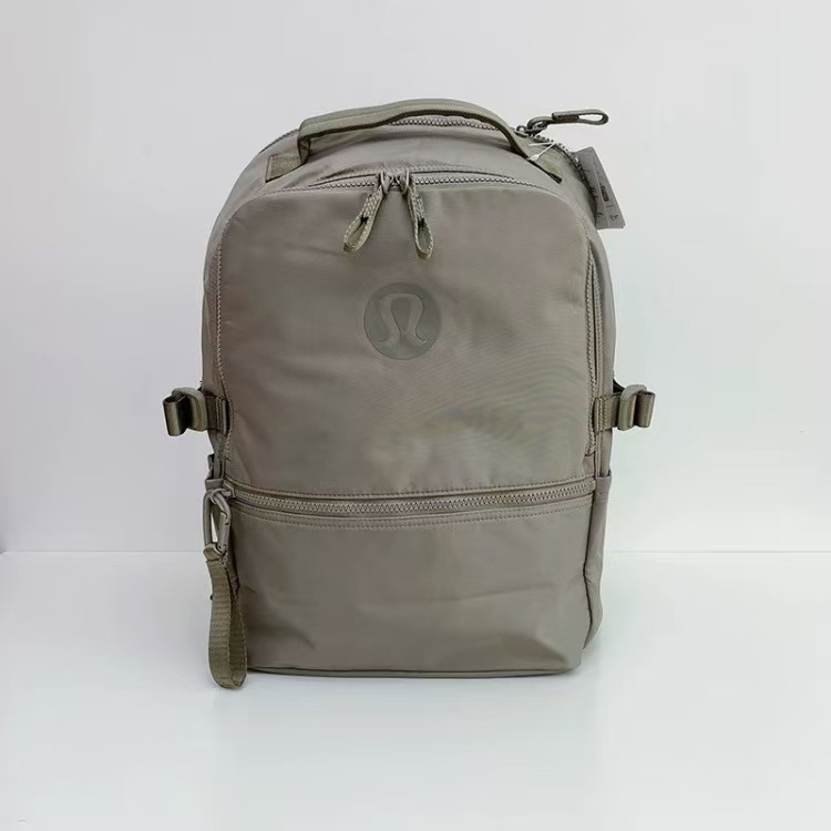 Unisex nylon ruksak za putovanja s pretincem za 10-inčni laptop, vodootporan, kapacitet ispod 20 L
