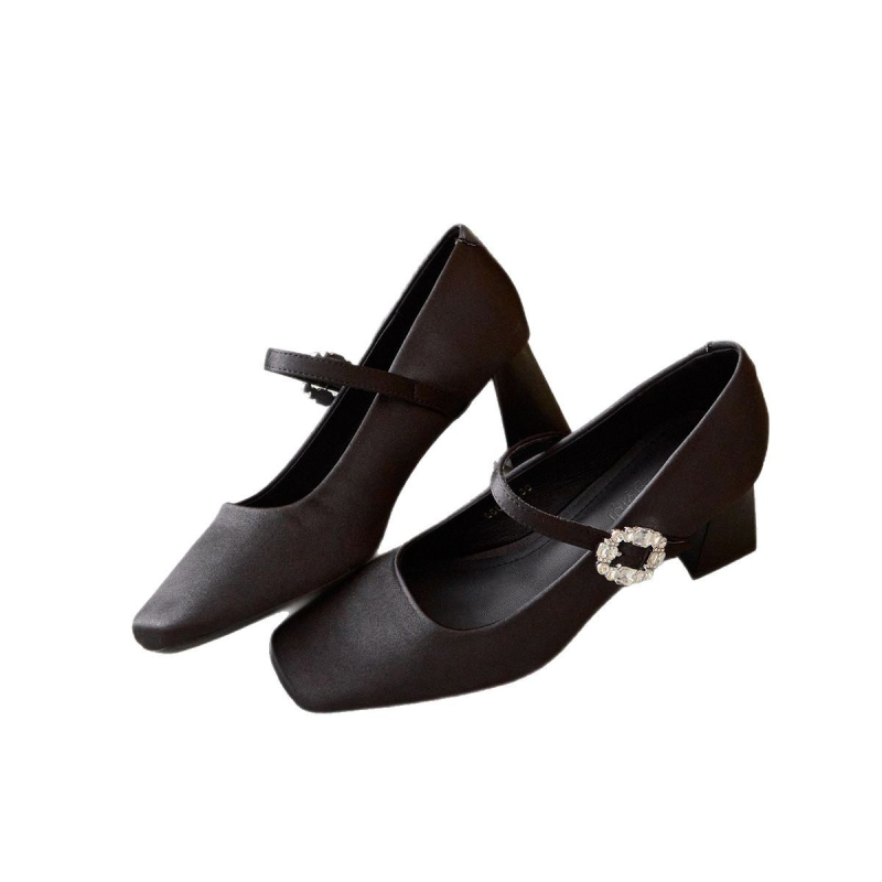 Женски Мери Джейн високи токчета със квадратен нос, сатенна горна част, среден ток 3–6 см, с една презрамка, кристали