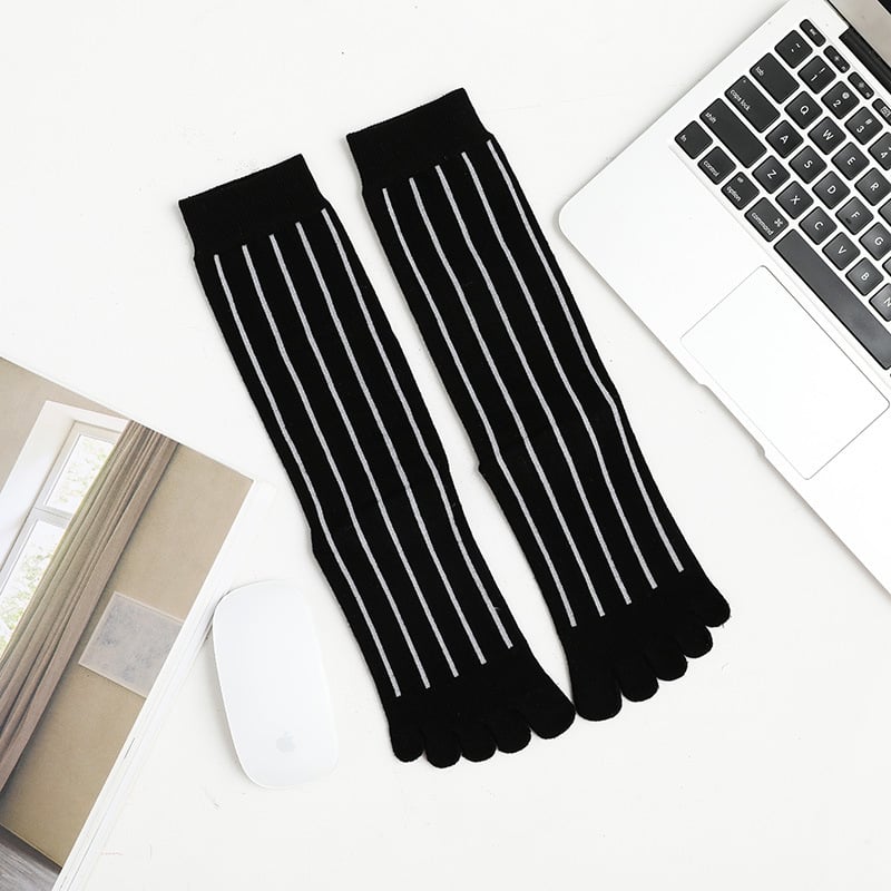 Мъжки петопръстни чорапи, гребен памук, жакардова тъкан, каре шарка, дишащи