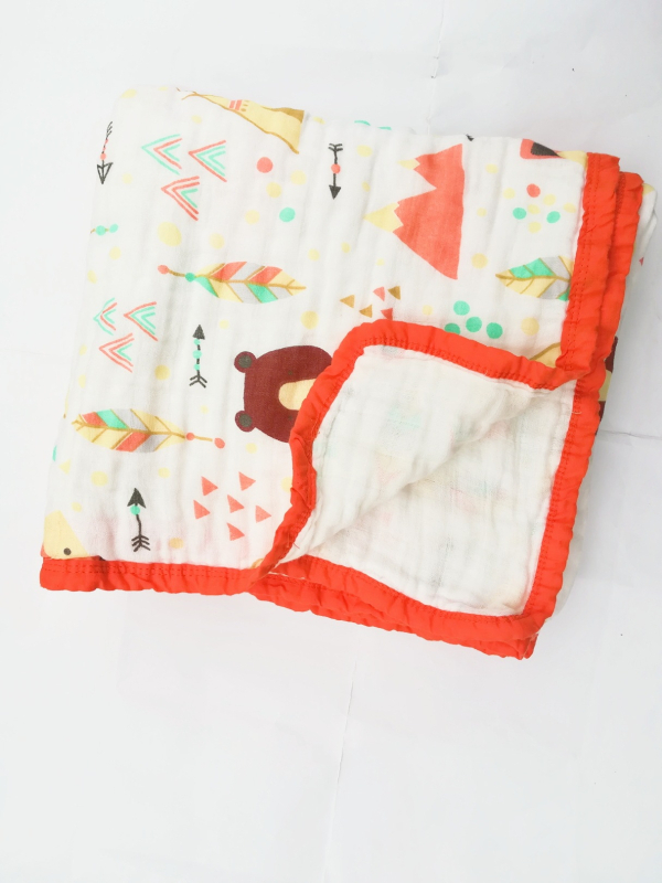 Prosop de înfășurare din bumbac muselin cu patru straturi — 95%+ bumbac; modele animale, desene animate și flori; pentru sugari și copii mici