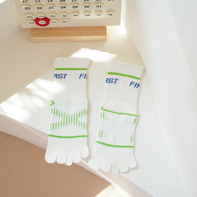 Тийнейджърски спортни чорапи с пет пръста, средна височина, памук, абсорбция на пот, лека компресия