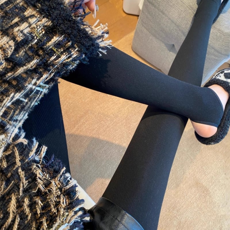 Spandeks najlonke, guste i tople, jedne boje, jednodjelni dizajn