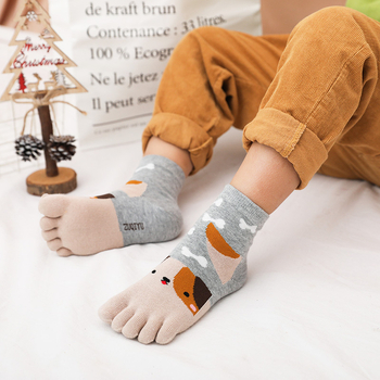 Čarape s pet prstiju od čiste pamuka, karikaturalni uzorak, srednje duljine, za djecu 7–12 godina