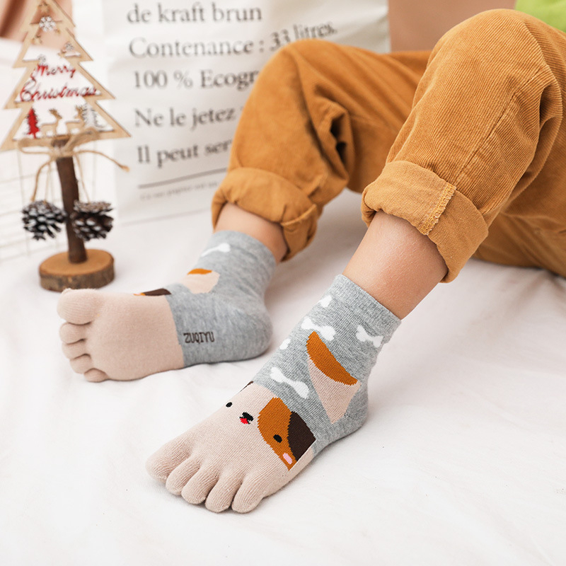 Čarape s pet prstiju od čiste pamuka, karikaturalni uzorak, srednje duljine, za djecu 7–12 godina