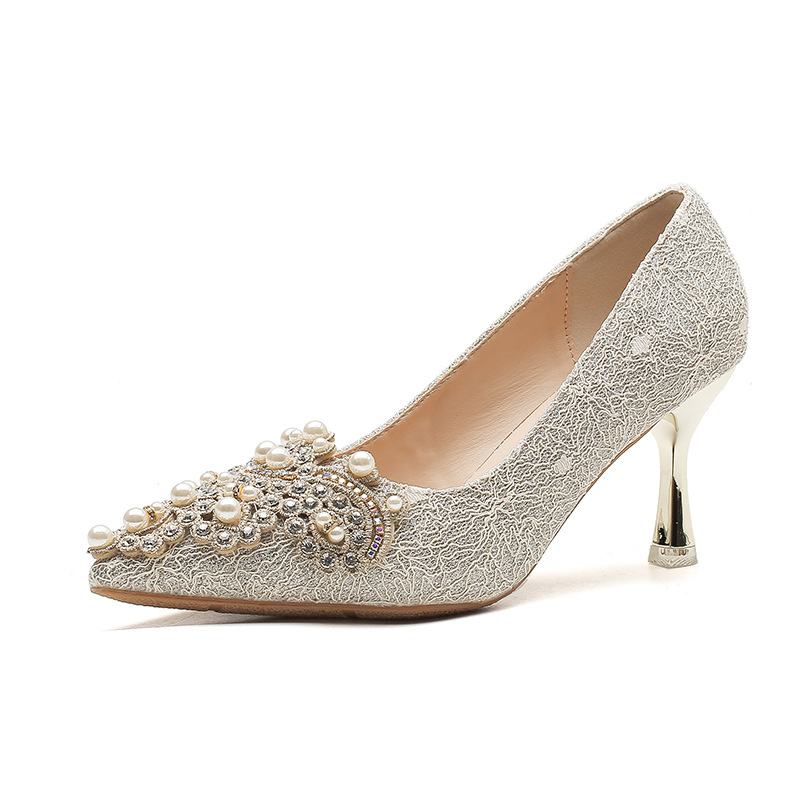 Ženske vjenčane cipele s špicastim vrhom, gornji dio od sintetičke kože, 6-8 cm visokih potpetica, gumeni đon