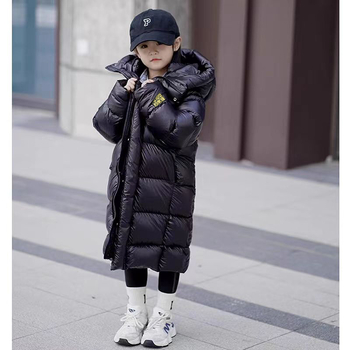 Дълго зимно яке с качулка, ултра плътно, найлонова материя, патеши пух 50%, дължина 80–100 см, цип