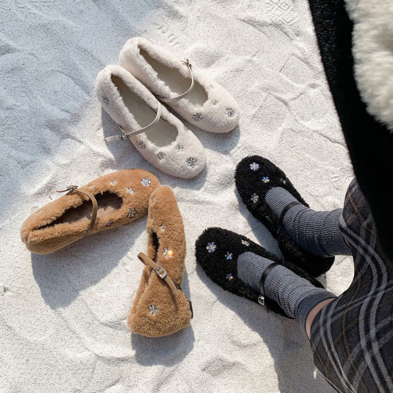 Mary Jane обувки, кръгъл нос, горна част от вълнена смес, среден ток 3–6 cm, кадифена подплата