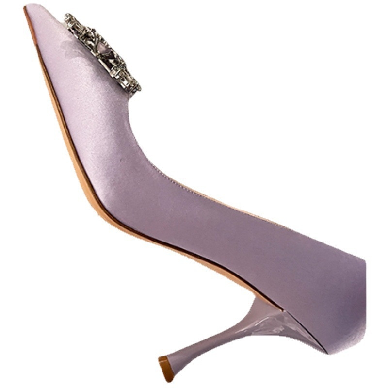 Дамски високи токчета с остър нос, кристална снежинка и винена чаша – сатенен горен слой, кожена подметка, вътрешност от овча кожа, 6–8 см