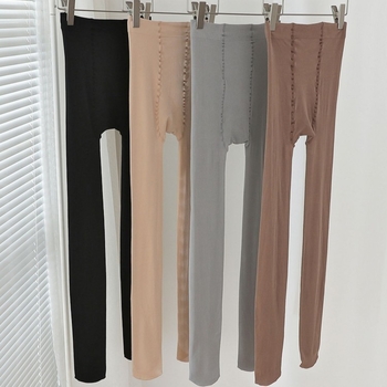 Muške pantyhose od baršuna, jednobojne, srednja gustoća, udio najlona 50–70%, japanski stil