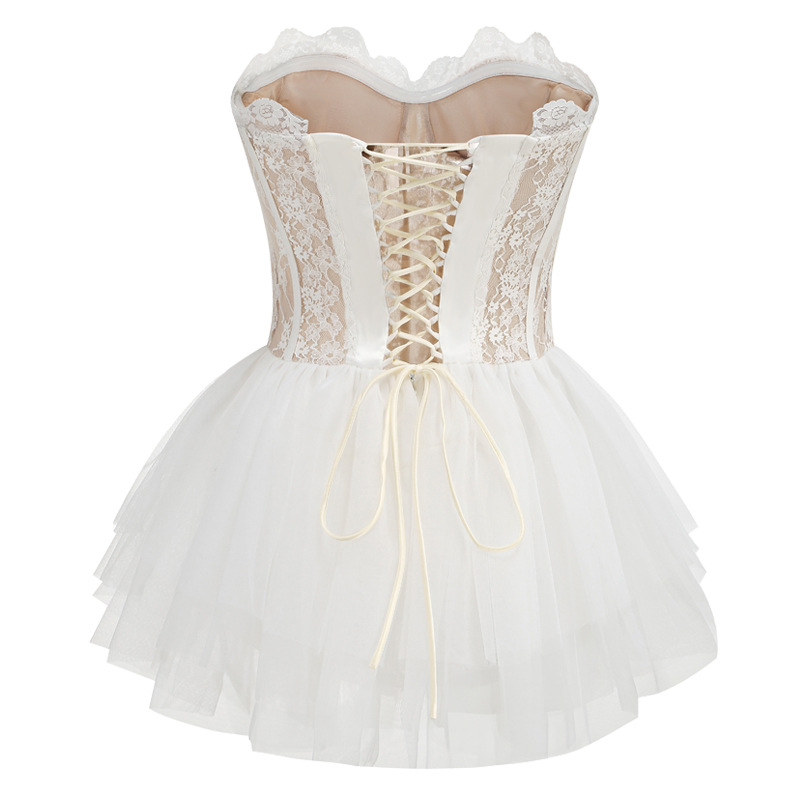 Hálós ruha váll nélküli aszimmetrikus szoknyával, egyszínű mintázat, 90–95% elasztán, kollázs/varrás