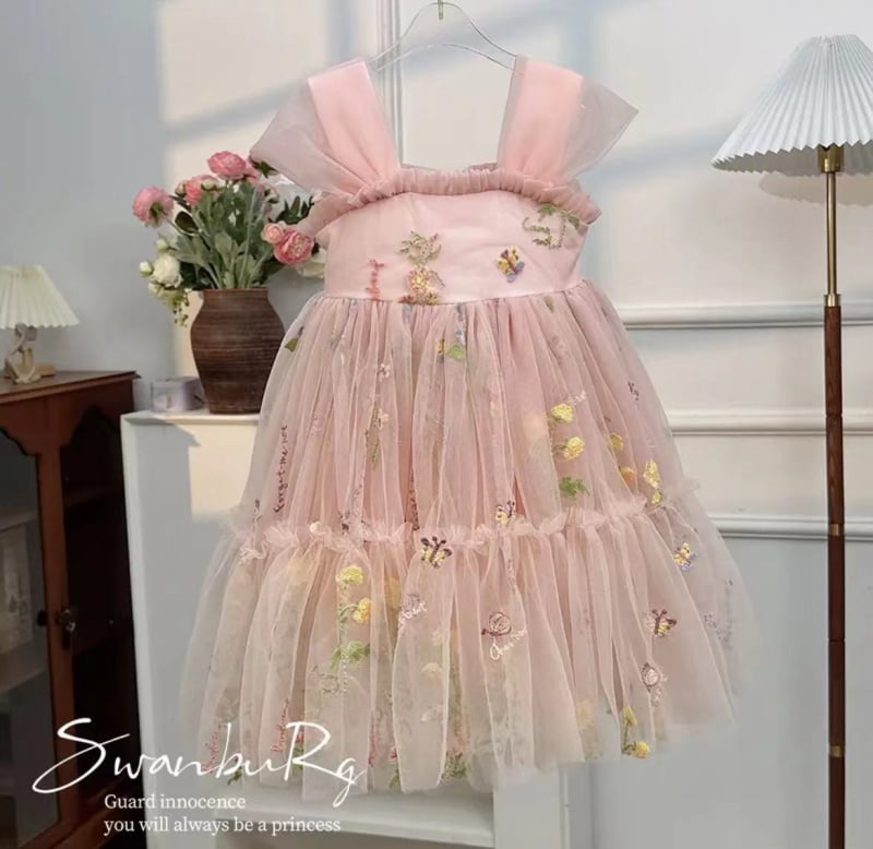 Детска рокля принцеса с флорална бродерия, 100% полиестер, флорални мотиви, лято 2024