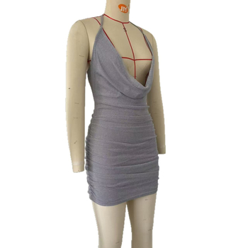 Poliészteres halternyakú ruha, egyszínű, V-nyakú, pántos szoknya