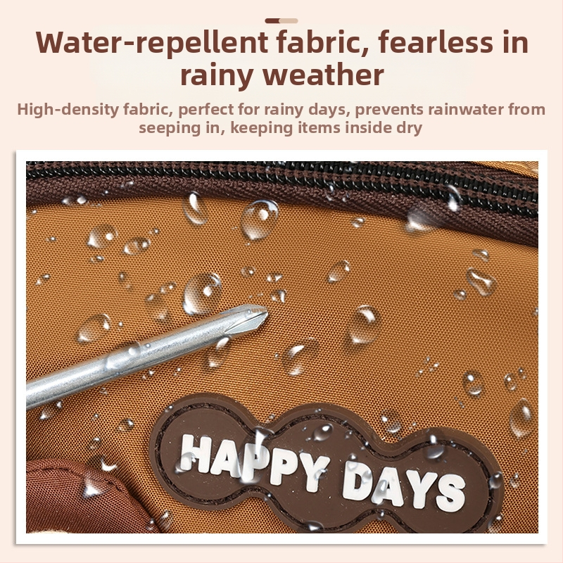 Nylonový batoh, skladací, s oblúkovými ramennými popruhmi, vzor anime kreslených postáv, pre školské použitie