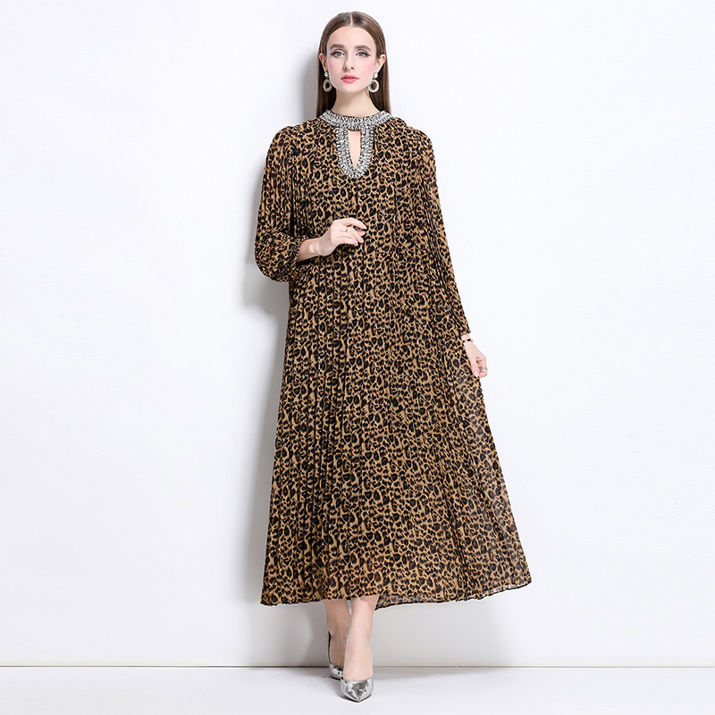 Haljina leopard uzorka od šifona, dugi rukavi, visoki ovratnik, duga suknja