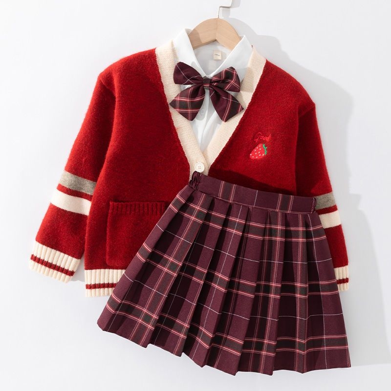 Lányok téli, egyetemi-stílusú három darabos szoknyás-kabátos pulóver szett, hosszú ujjú, pamut-poliészter keverék, rácsos mintázat, 3–8 éveseknek.