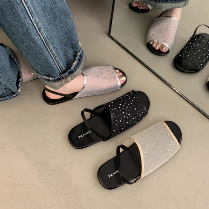 Női hálószövésű nyitott lábú szandál hátpánttal, sík talppal – római stílusú, lélegző nyári lábbeli