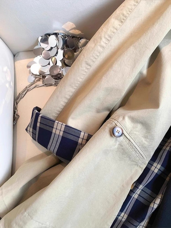 Дамско палто с свободна кройка до средна дължина, лацкан, закопчаване с цип, полиестерна материя с 3D ефект (95%+ полиестер), пролет 2025 — градски стил за ежедневното пътуване