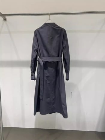 Дамско палто до средна дължина с двуредно закопчаване, кръгла яка, едноцветен модел, свободен силует