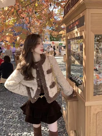 Дамско късо палто с изкуствена агнешка козина и quilted дизайн, свободен силует, кръгло деколте, еднобортно закопчаване, дебело зимно палто от полиестер