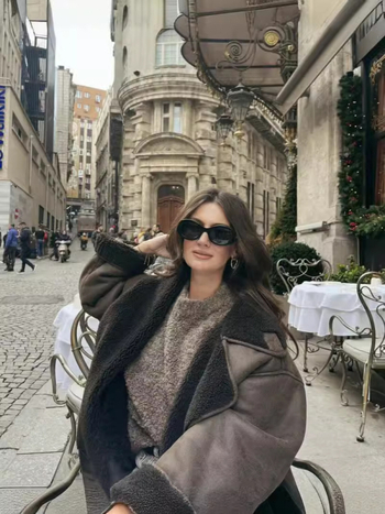 Дамско пухено яке, обратимо, свободен силует, еднобортно, полиестер