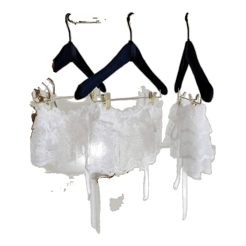 Детска мини пола с мрежеста полиестерна тъкан, нерегулярна кройка, съдържание на основна материя 71–80%, подходяща за деца над 8 години