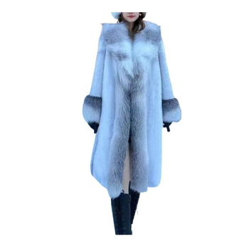 Дълго дамско палто от велур с яка от лисича козина, градски стил