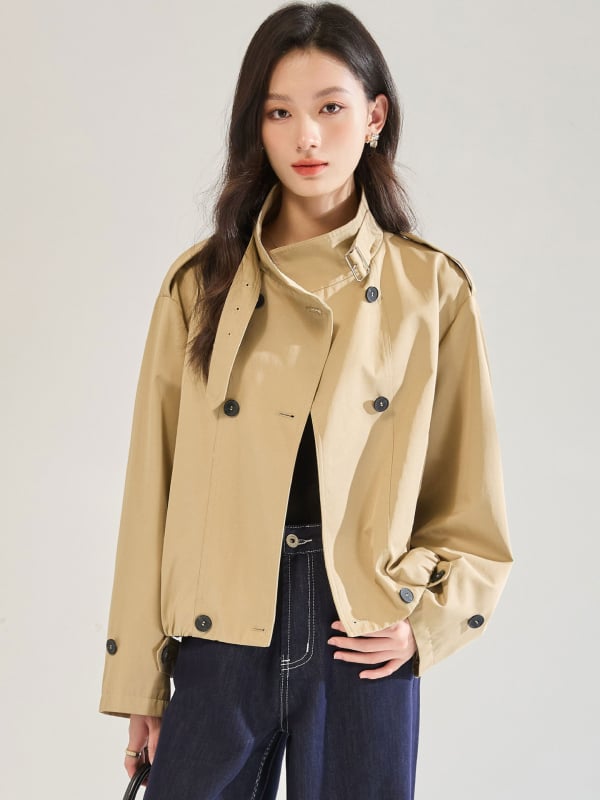 Ветрово яке — полиестер, двойно ред копчета, стойков яка, свободна кройка, нормална дължина