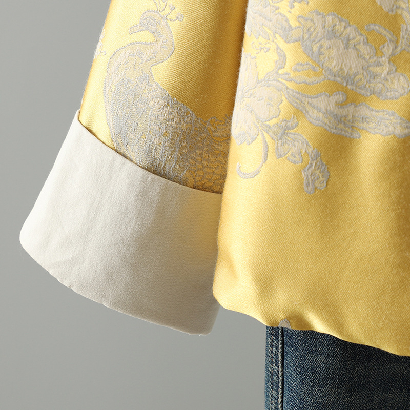 Яке от сатен с танг стил, жакардова шарка, квилиран памук, свободен силует