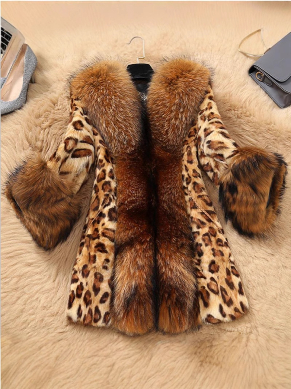 Ženski kaput s leopard printom od umjetne krzne, srednje duljine, ovratnik od umjetne krzne i V-izrez